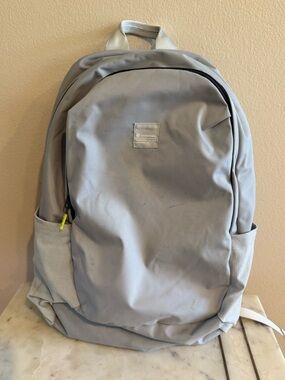 lululemon athletica Light Gray Men's Backpack - Simple Everyday Pack